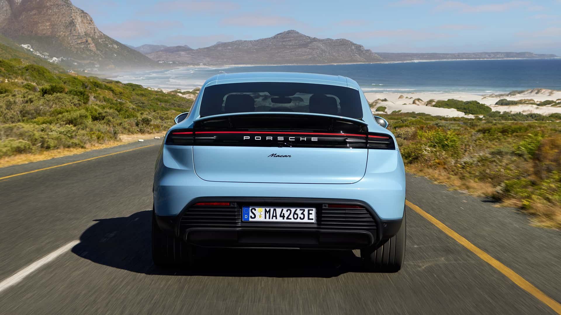 Porsche Macan RWD