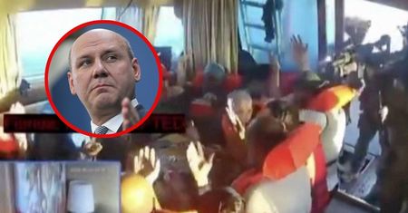 Flotylla z Polakami zatrzymana. Jest komentarz byłego szefa MSZ