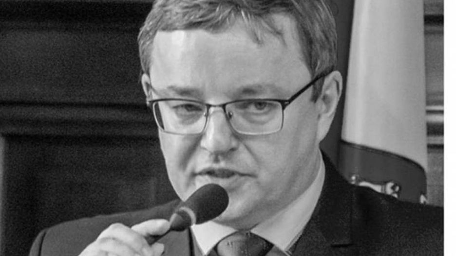 Jawor. Jacek Wieczorek nie żyje. Dyrektor szkoły był zakażony koronawirusem