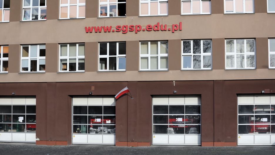 Koronawirus. Warszawa. Państwowa Inspekcja Sanitarna MSWiA zwolniła z kwarantanny 56 podchorążych 