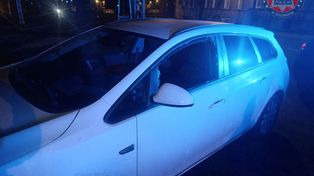 Szczecin: Policjant wybił szybę w samochodzie pijanego kierowcy