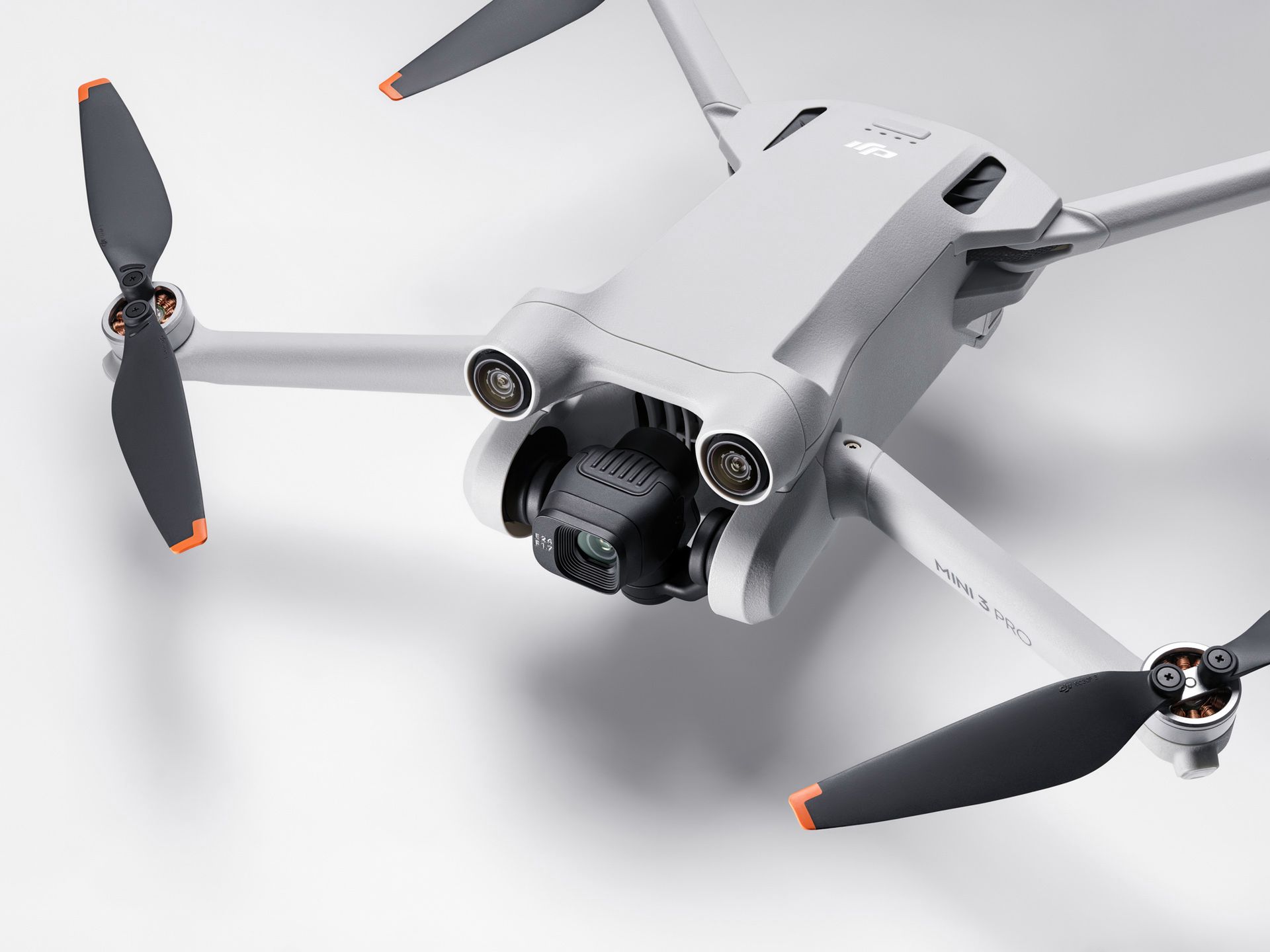 DJI Mini 3 kręci w 4K/60p, robi zdjęcia 48 Mpix i wiele więcej 2