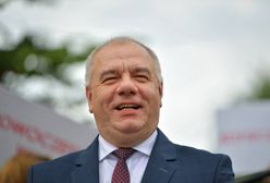 Znowu "dobre wieści" Sasina. Internauci drwią i drżą