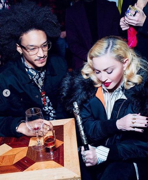 Madonna,  Ahlamalik Williams
