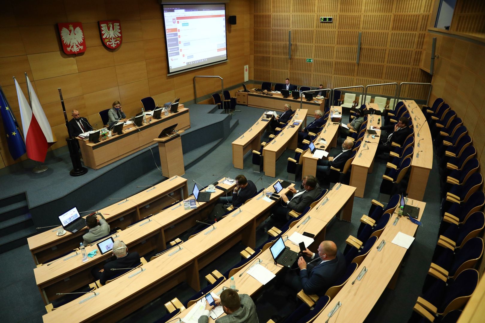 Nieoficjalnie: Małopolska zmieni uchwałę anty-LGBT. Na zdjęciu Sejmik Województwa Małopolskiego 