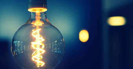 Przerwa w dostawie prądu. Jak się przygotować na brak prądu i blackout?