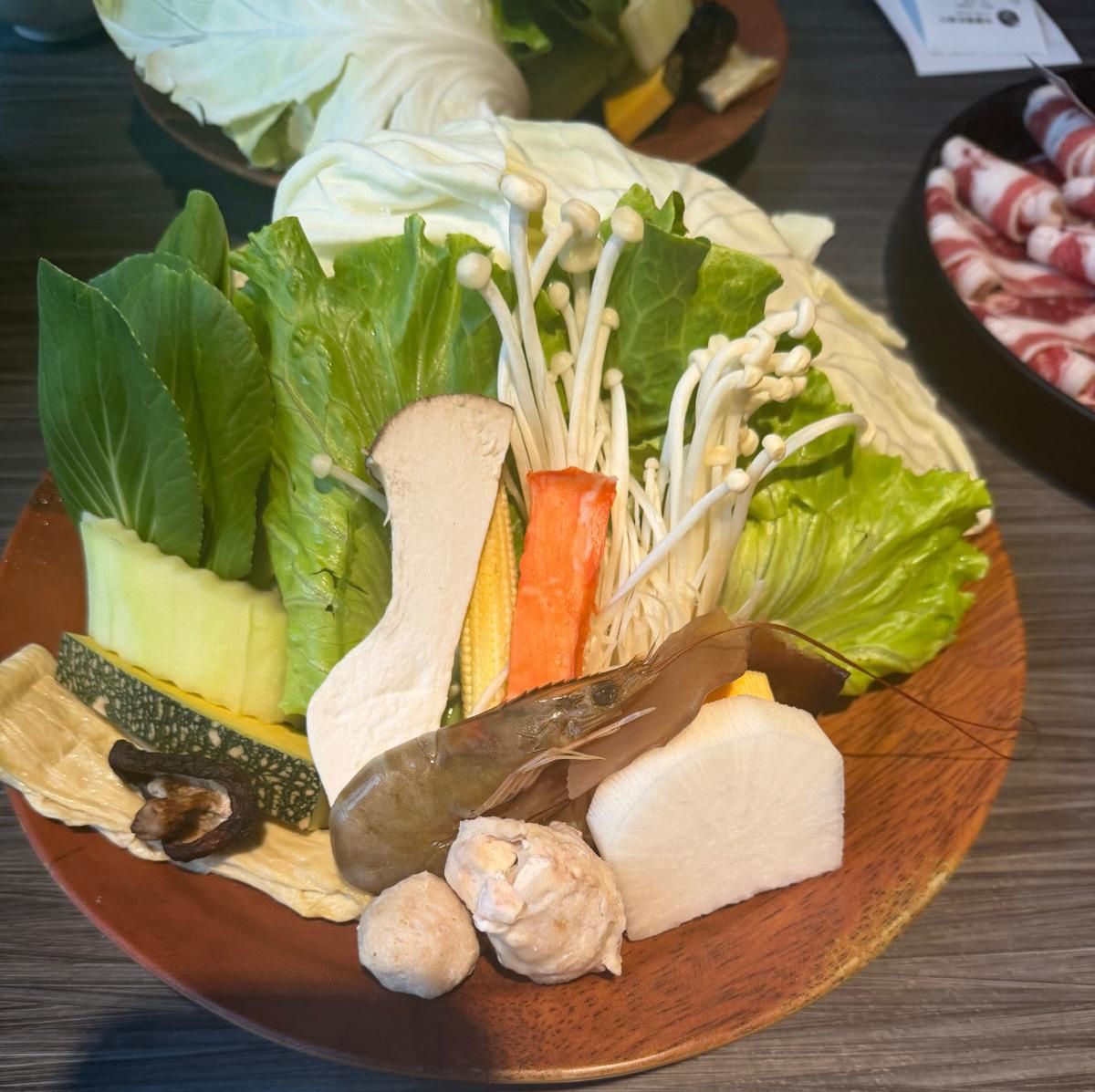 Do hot pot można wziąć dowolne dodatki
