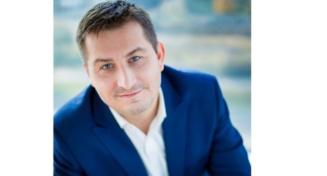 Rafał Mikołajczyk szefem komunikacji wewnętrznej i CSR w TVN Grupie Discovery