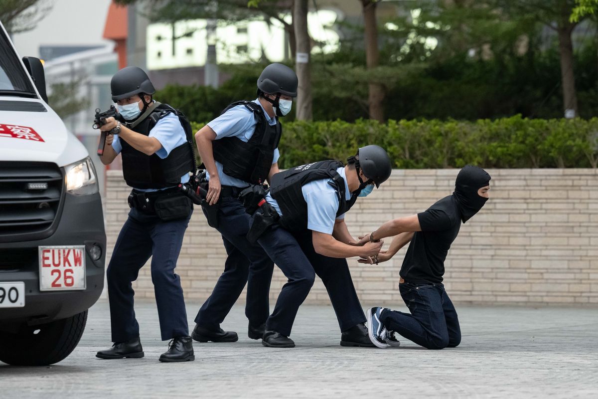 Chińska policja, która wsławiła się w  łapankach obywateli w czasie pandemii, między innymi w Hongkongu, ma teraz pojawić się na ulicach miast w Tajlandii, by zapewniać bezpieczeństwo chińskich turystów 