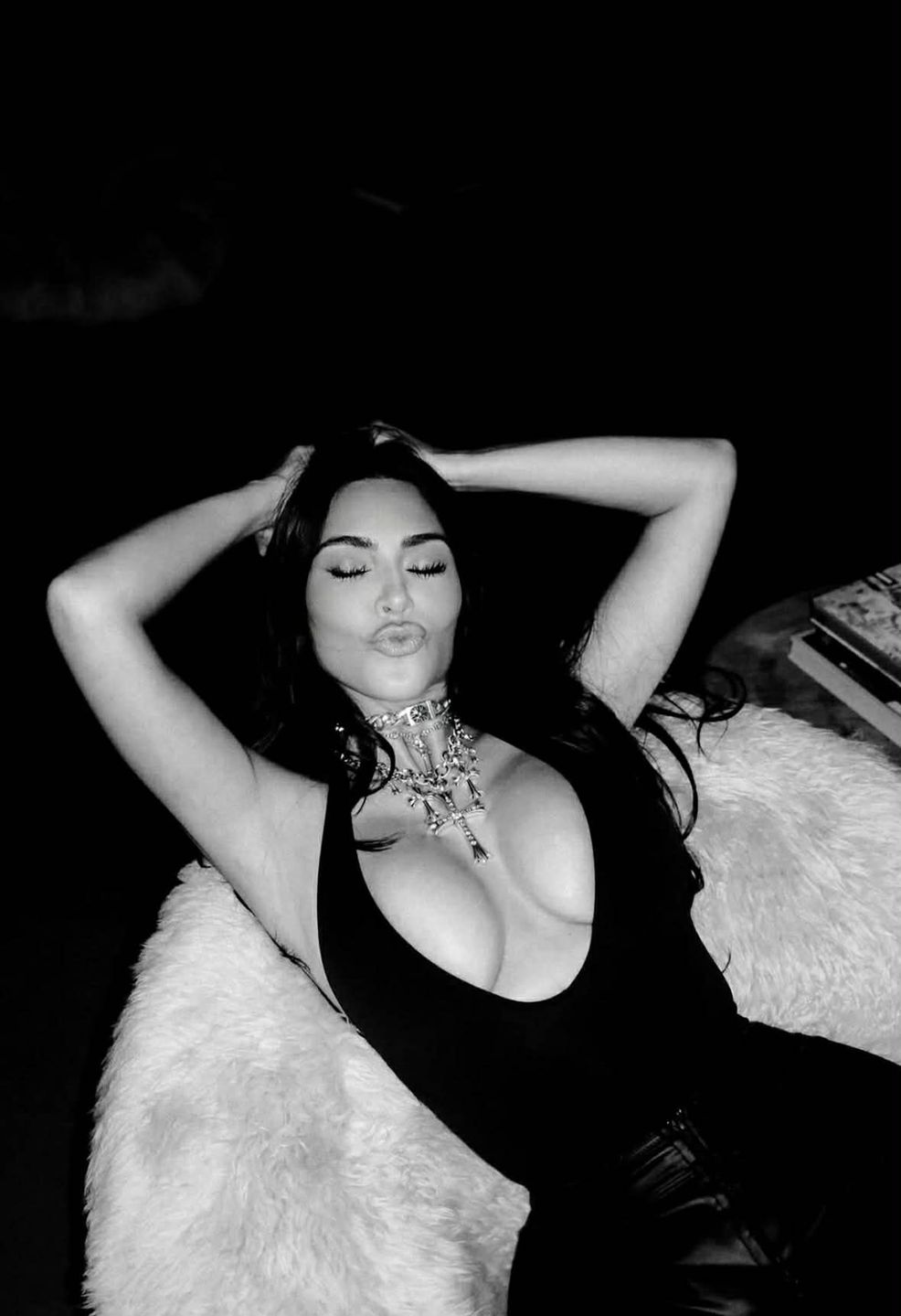 Kim Kardashian relacjonuje, jak bawiła się na Coachelli