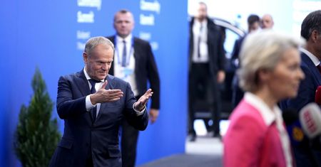 Kolejny kamień milowy do zmiany. Rząd rozmawia z Brukselą