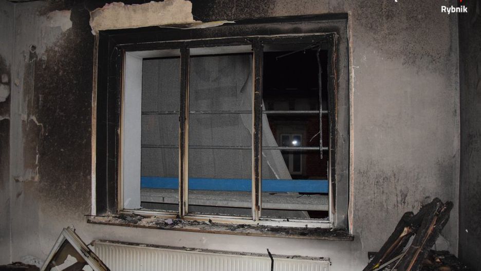 W Rybniku spłonęło mieszkanie.