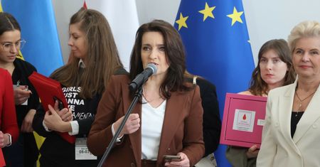Darmowe podpaski w każdej szkole. Projekt ustawy już powstaje