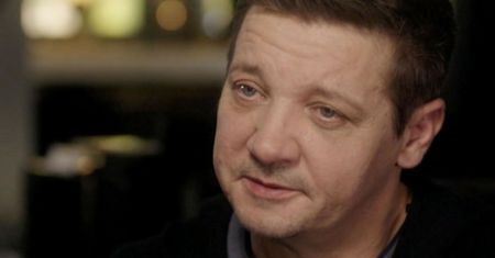 Złamał 30 kości, ledwo uszedł z życiem. Jeremy Renner wraca do koszmarnego wypadku