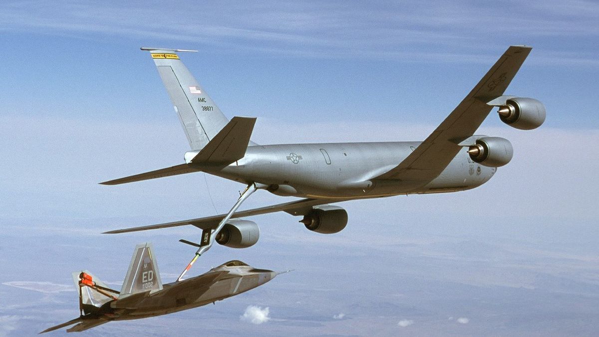 Nad polskim niebem odbywają się skomplikowane operacje 