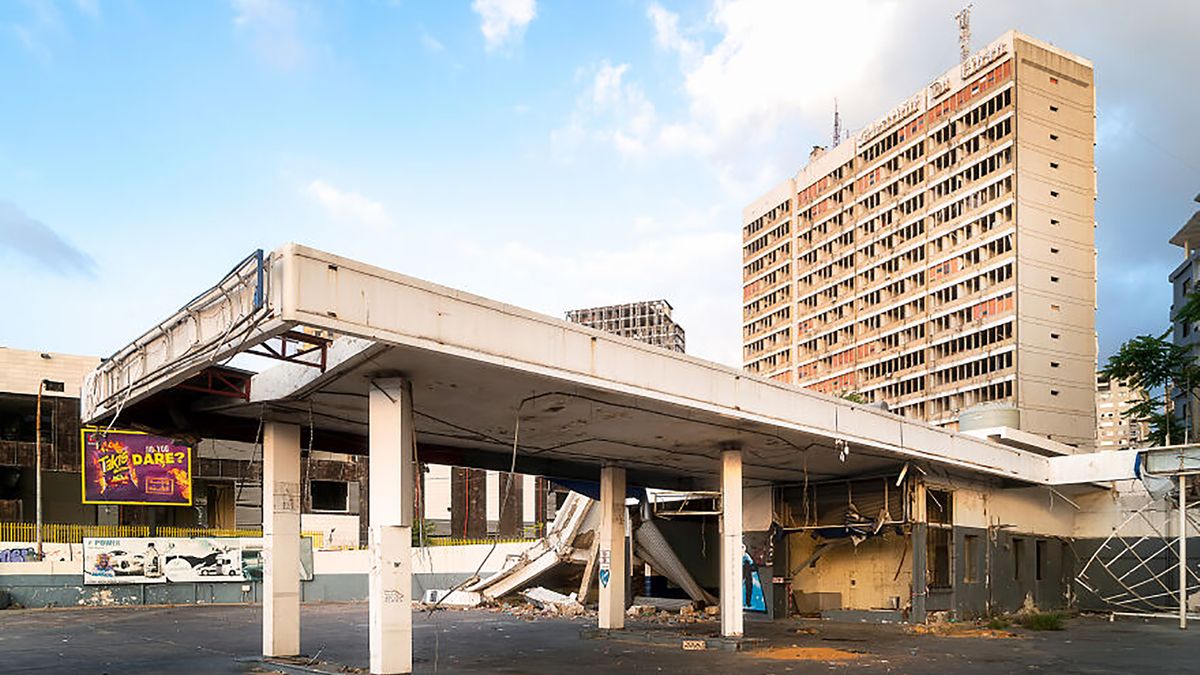 Rok po tragedii w Bejrucie. Tak teraz wygląda okolica eksplozji 1