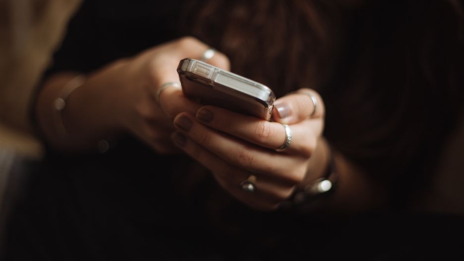 Zakupy przez telefon - oszustwo może dotknąć każdego