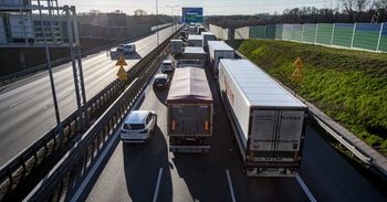 Poznań: Trzeci pas na autostradzie A2 gotowy wcześniej niż planowano. Otwarcie już w środę