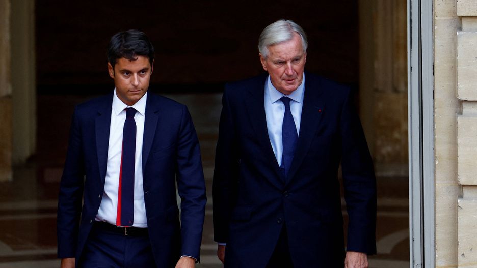 Handover ceremony for newly appointed French Prime minister Michel Barnier
epa11587599 Outgoing France's Prime Minister Gabriel Attal and newly appointed Prime Minister Michel Barnier attend the handover ceremony at the Hotel Matignon in Paris, France, 05 September 2024. French President Macron has appointed EU's former commissioner and Brexit negotiator, Michel Barnier, as France's new Prime Minister, replacing Gabriel Attal, who resigned on 16 July 2024.  EPA/SARAH MEYSSONNIER / POOL  MAXPPP OUT 
Dostawca: PAP/EPA.
SARAH MEYSSONNIER / POOL