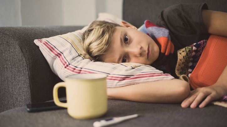 Bronchit to inna nazwa zapalenia oskrzeli, czyli infekcji dróg oddechowych. 