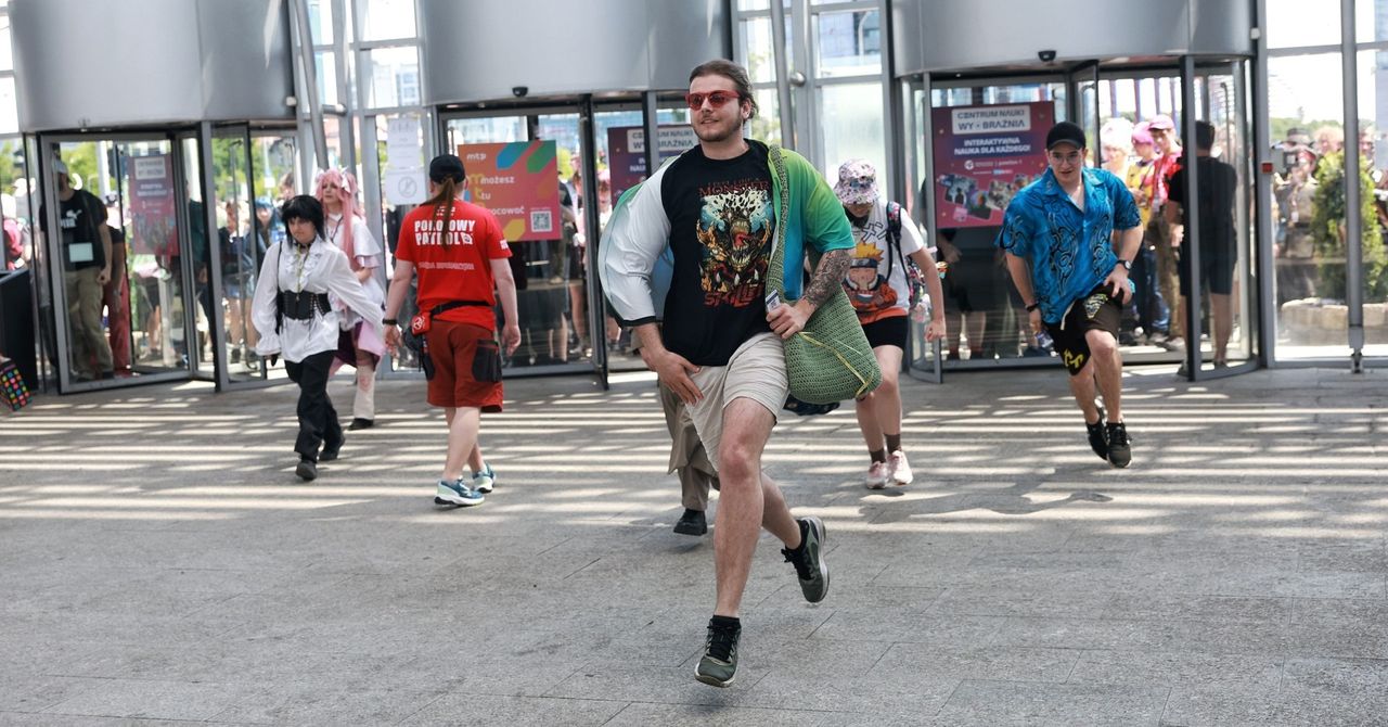 Tłum wtargnął na teren MTP! Wystartował Festiwal Fantastyki Pyrkon 2025 w Poznaniu