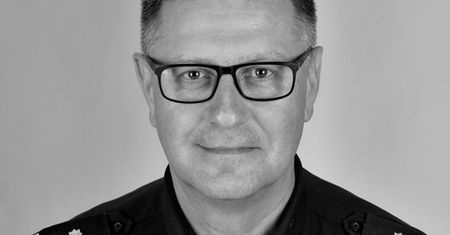 Nie żyje Jacek Mnich. "Zawsze zaangażowany i oddany służbie"