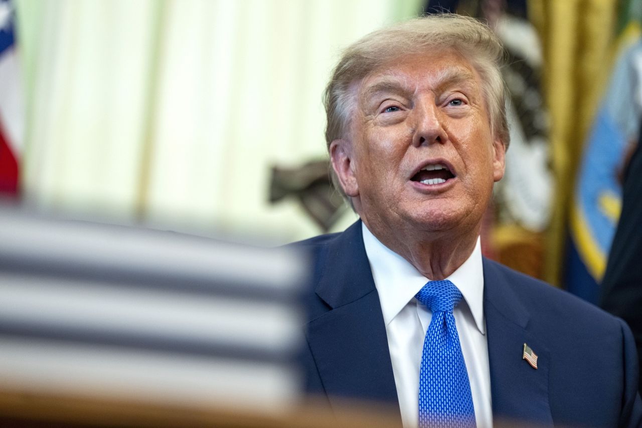 Korupcja bez precedensu? Nowy biznes Trumpa. Płaci ponad 10 firm