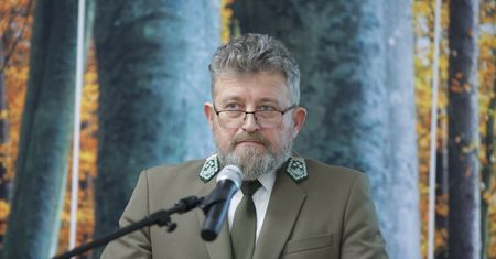 Trzęsienie ziemi w Lasach Państwowych. Minister odwołała dyrektora generalnego