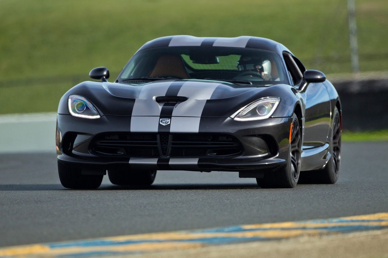 2013 SRT Viper-65