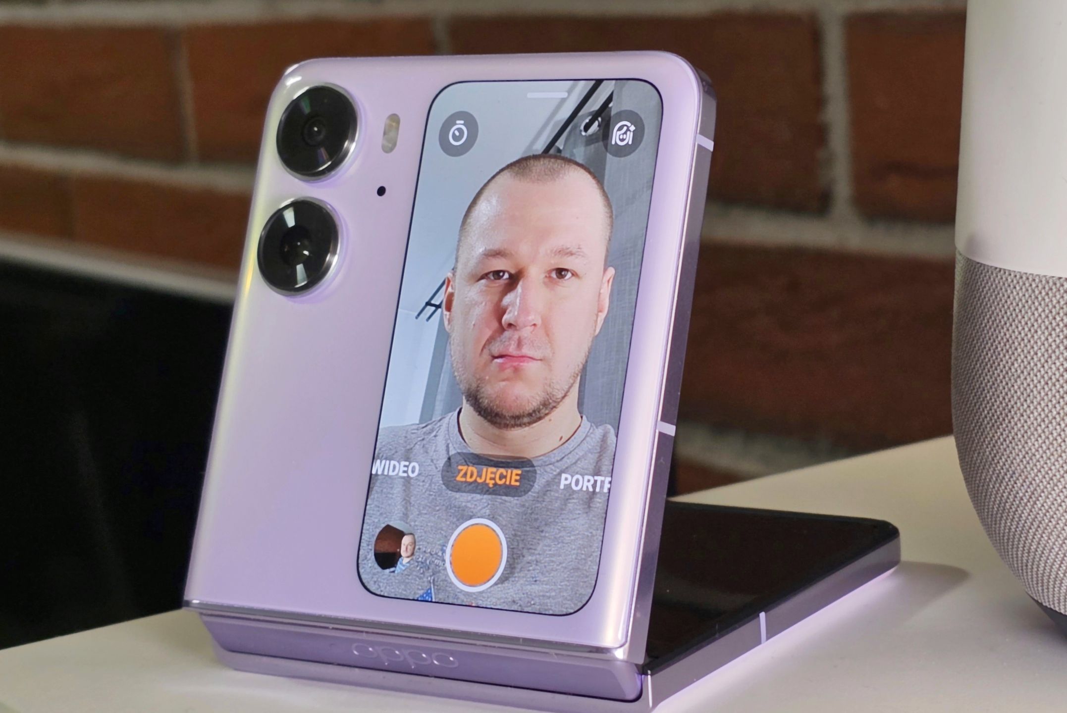 OPPO Find N2 Flip