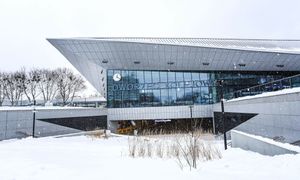 Kolejne problemy dworca z prawie 100 mln zł. Tym razem z drzwiami