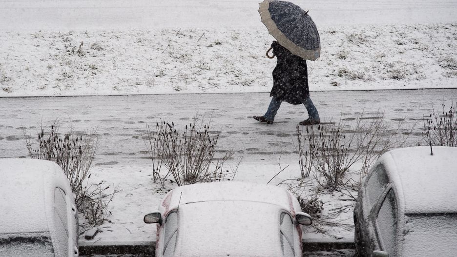 Warszawa.  W poniedziałek prognozowane są opady śniegu