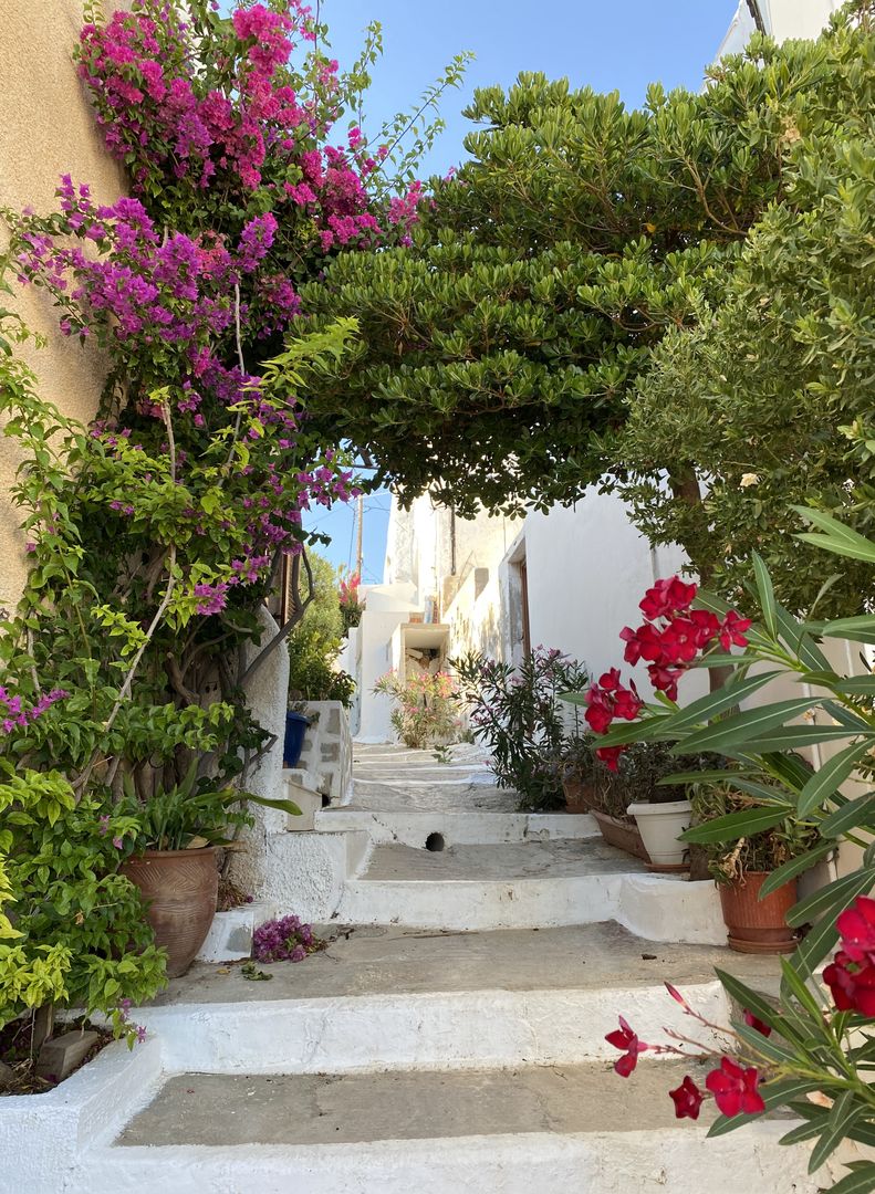 Plaka, Milos