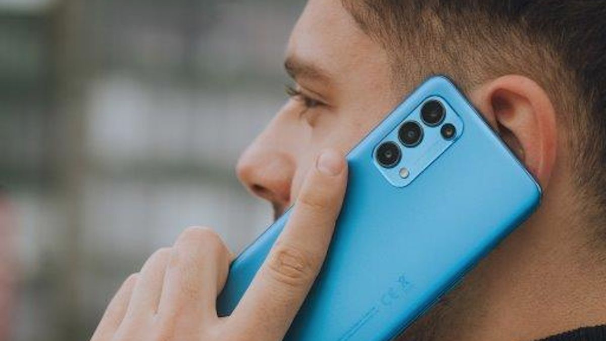 OPPO Reno 5 w Polsce. Są też nowe słuchawki i opaska 1