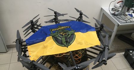 Aerorozvidka, czyli "rój pszczół" walczący o Ukrainę. Dzięki nim Rosjanie nie śpią spokojnie