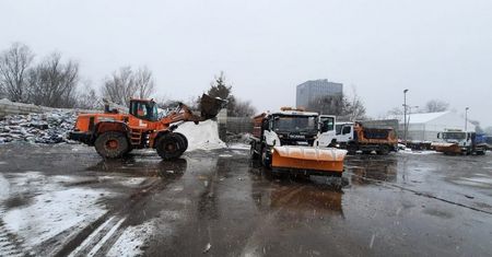 Wrocław. Ślisko na drogach. Zmiany w kursowaniu autobusów