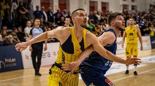 Maciej Kucharek zostaje na kolejny sezon w Sokole Łańcut
