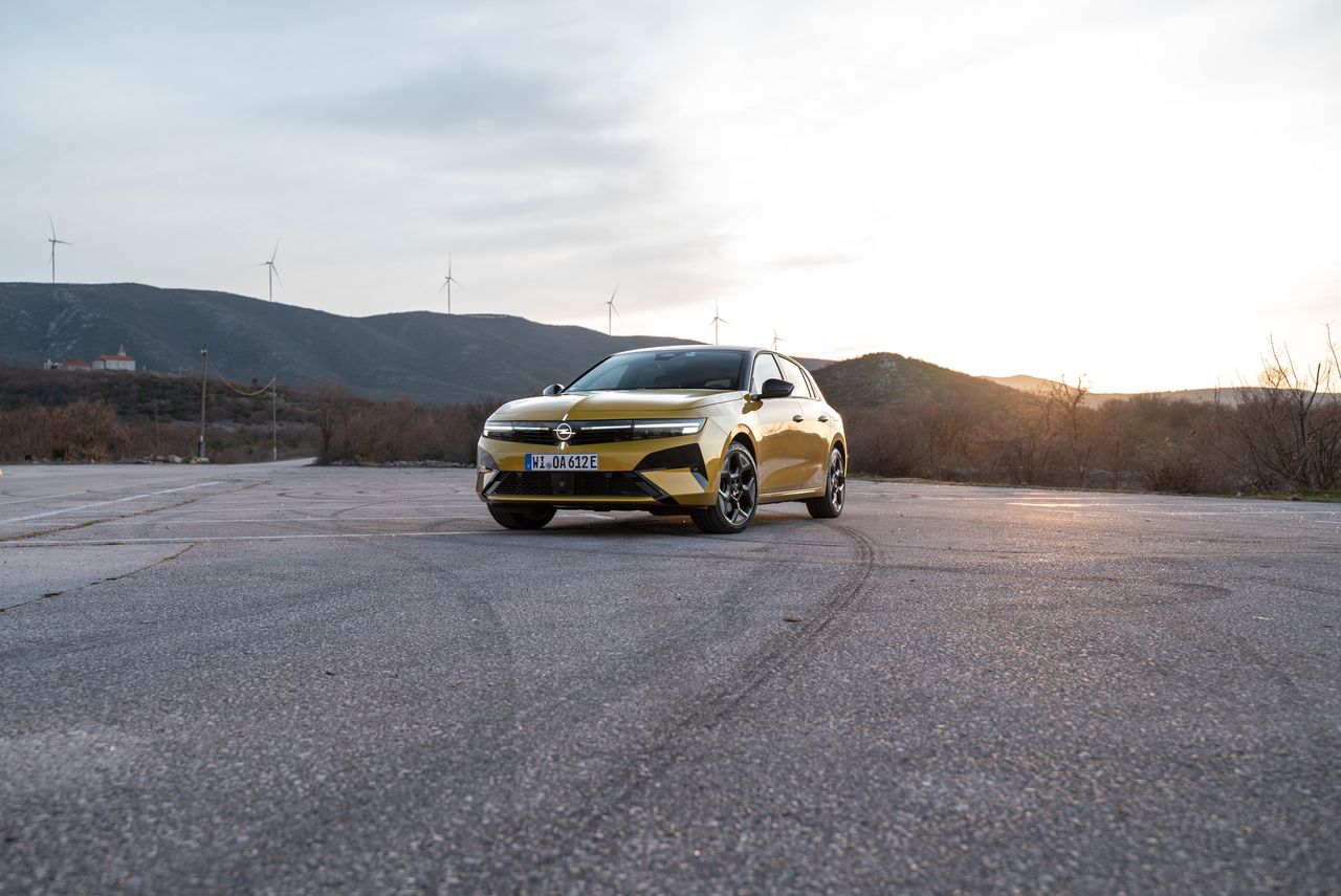 Pierwsza jazda: Opel Astra L po liftingu – rozsądek (wreszcie) doszedł do głosu