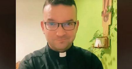 Zabójstwo w sytuacji wojny. Ksiądz tłumaczy, czy to grzech