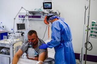 #SzczepSięNiePanikuj. Czego nie wiemy o szczepionce przeciw COVID?