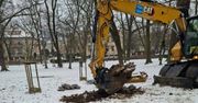 Poznań: Awaria ciepłociągu przy ul. Libelta. Zamknięte wejście do Parku Moniuszki
