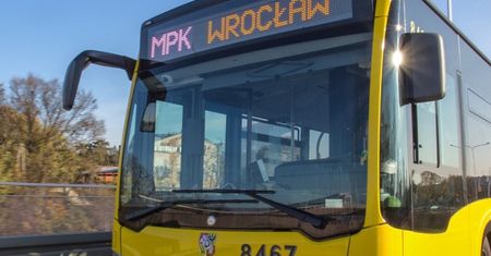 Wrocław. Komunikacja. Rekordowa liczba pojazdów na ulicac