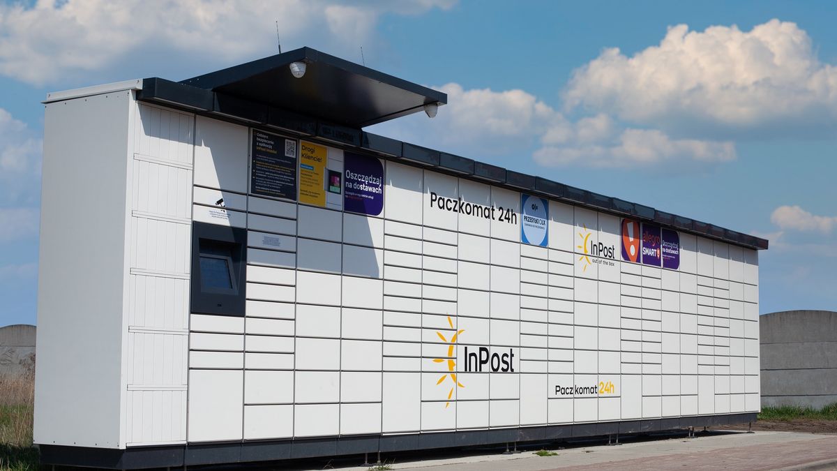 PLEWISKA, POLAND - Apr 21, 2021: Electronic Locker, automated parcel terminal (parcel locker, post terminal, )
PLEWISKA, POLAND - Apr 21, 2021: InPost Paczkomat automated parcel locker on the street of Poznan
postbox,  shipment,  locker,  e-commerce,  parcel,  delivery,  mailbox,  shipping,  poland,  box,  door,  machine,  package,  open,  receiving,  transportation,  communication,  security,  shopping,  warehouse,  letter,  automatic machine,  inpost,  mail,  parcel locker,  post,  service,  business,  pack,  postal,  automated,  metal,  express,  sending,  station,  terminal,  automatic,  collection,  courier,  hold,  logistics,  selfservice,  stands,  street,  letterbox,  locker box,  polish, postbox, shipment, locker, e-commerce, parcel, delivery, mailbox, shipping, poland, box, door, machine, package, open, receiving, transportation, communication, security, shopping, warehouse, letter, automatic machine, inpost, mail, parcel locker, post, service, business, pack, postal, automated, metal, express, sending, station, terminal, automatic, collection, courier, hold, logistics, selfservice, stands, street, letterbox, locker box, polish