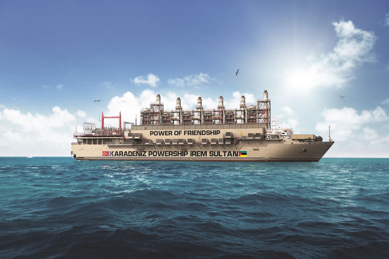 Pływająca elektrownia - statek MV Karadeniz Powership İrem Sultan
