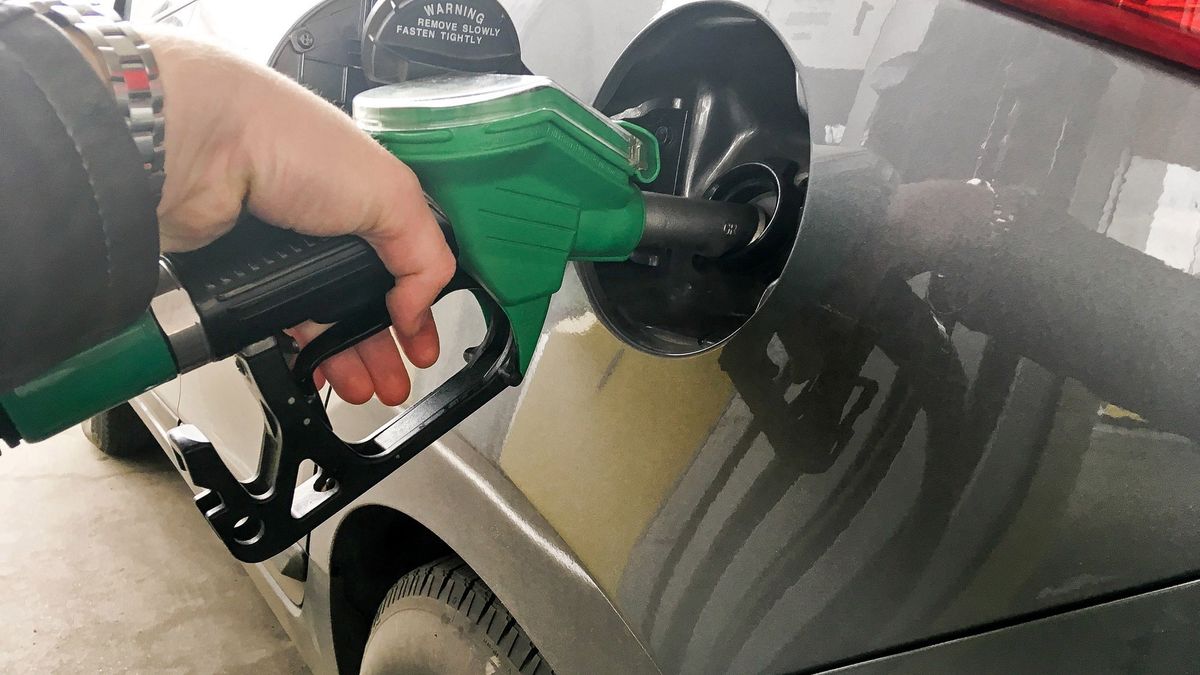 Diesel jest już rekordowo droższy od benzyny