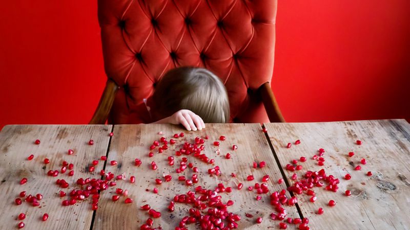 Kapryśne fotografie domu i natury autorstwa Cig Harvey to coś więcej, niż codzienne kadry 1