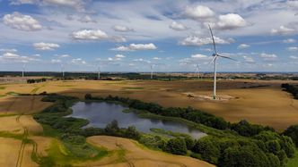 Enea kontynuuje szybki rozwój OZE i nabywa farmę wiatrową o mocy 83,2 MW od Grupy Greenvolt