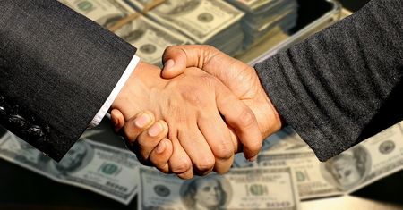 Senat USA zatwierdza cięcia w pomocy zagranicznej i nadawaniu publicznym. Stawką 9 mld dolarów