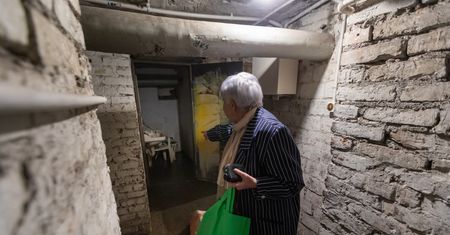 Śmierdzący problem lokatorów bloku w Bydgoszczy. Ciągnie się od 19 kwietnia