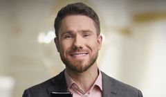 Mateusz Grzesiak w reklamie HTC to self-made man, który mimo kontrowersji obroni się sam